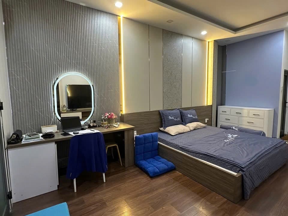 Cho thuê CHDV - 7P Full nội thất + 8WC - HXT - Bình Thạnh