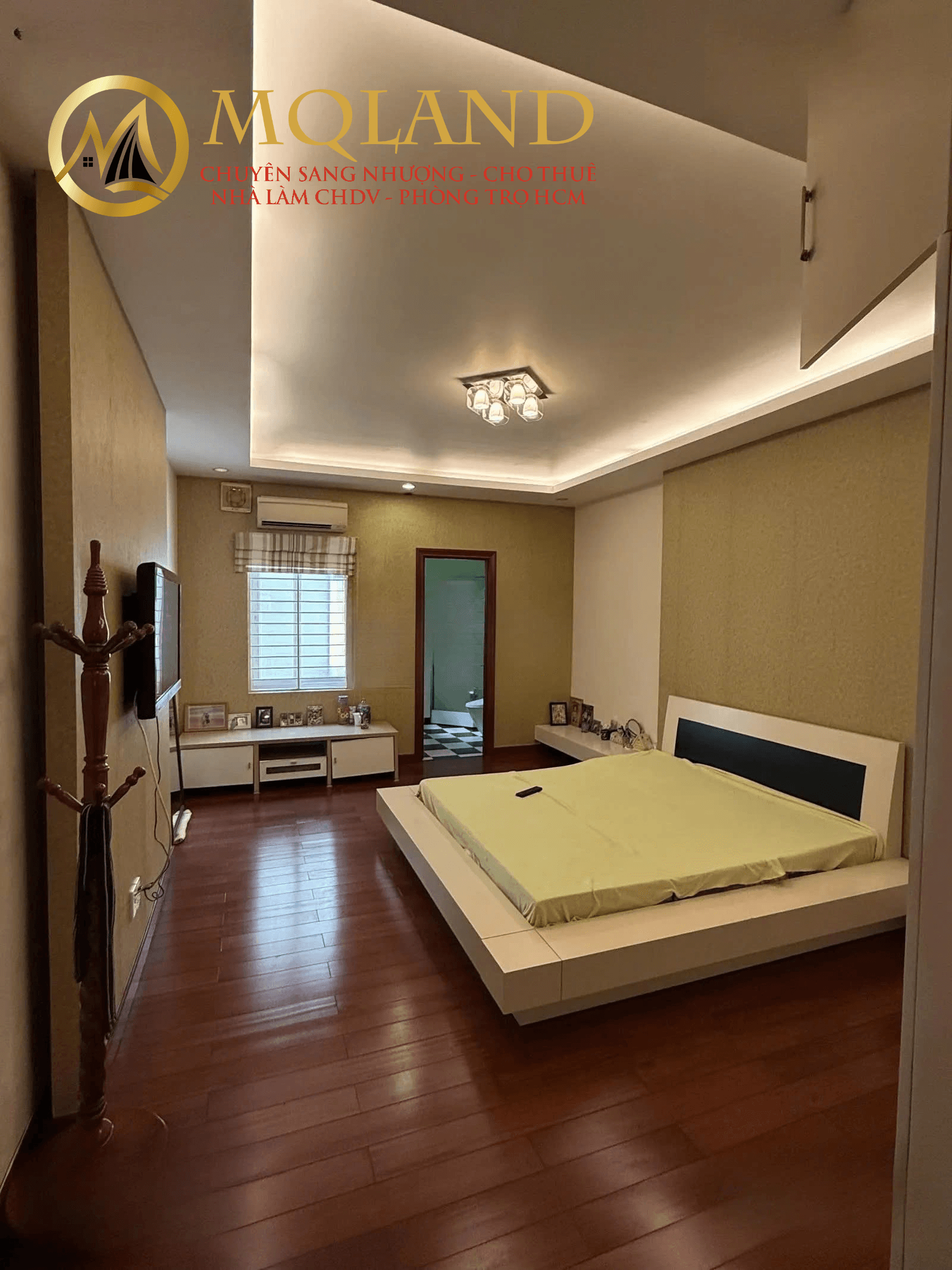 CHO THUÊ CHDV - 10P + 5WC - Có thang máy - MT - Quận 5